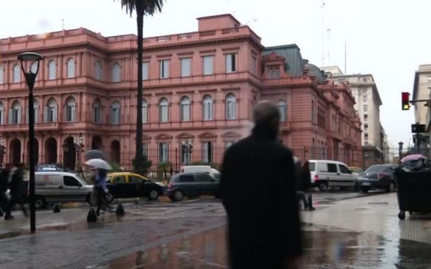 Argentina cria imposto sobre ganhos inesperados para combater alta da inflao