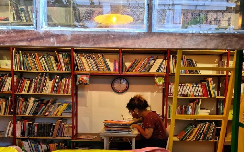 Entre a Amazon e a presso por mais tributo, como  difcil a vida das livrarias de rua no Brasil