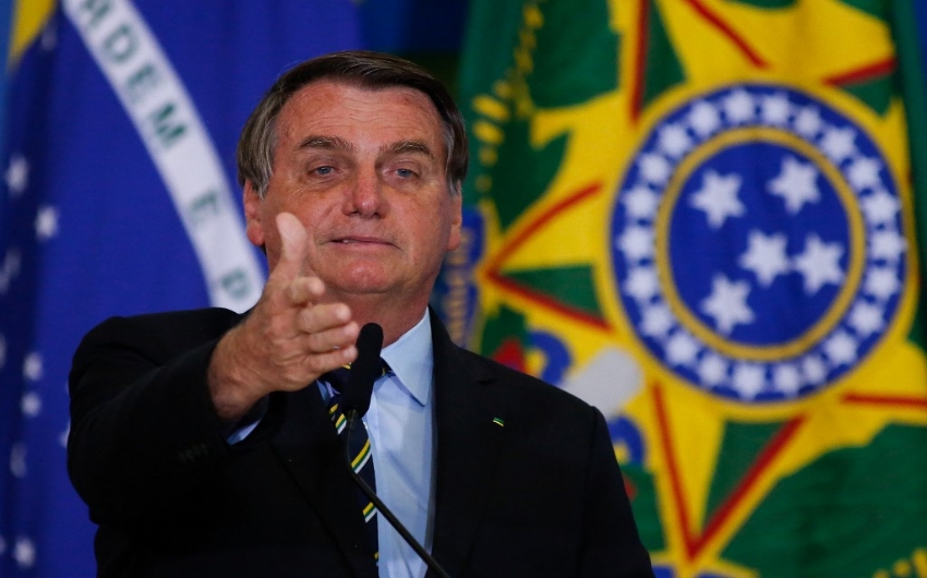 Bolsonaro promete reduo de imposto sobre diesel e games