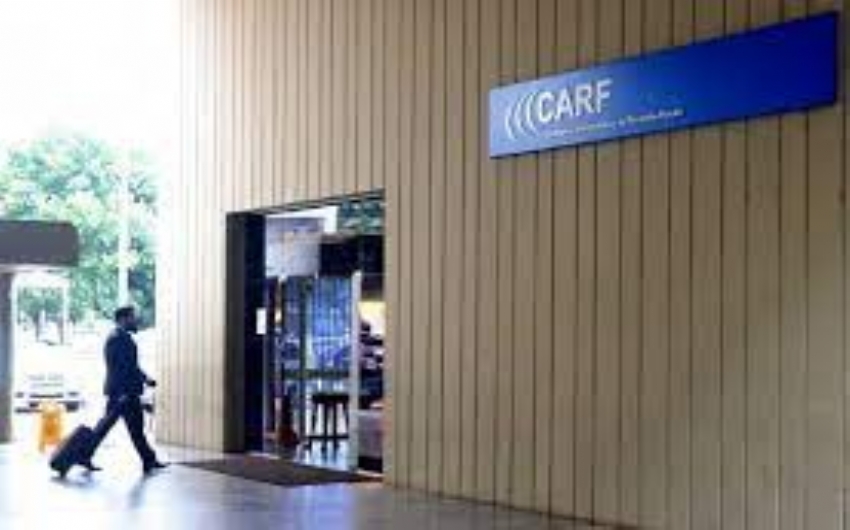 Carf suspende sessões ordinárias, mas mantém julgamento de dois processos