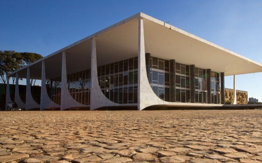 Rede pede que STF declare o sistema tributrio brasileiro como inconstitucional
