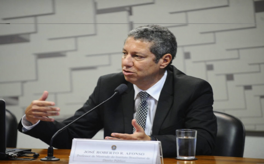 ‘Precatório não é despesa, é dívida’, diz o economista José Roberto Afonso