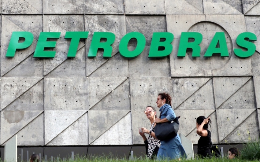 Governo prevê fundo para combustíveis com ativos da Petrobras e sem dividendos