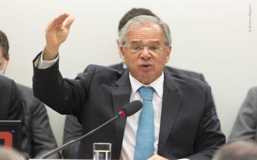 Guedes escolhe auditor para o comando da Receita Federal